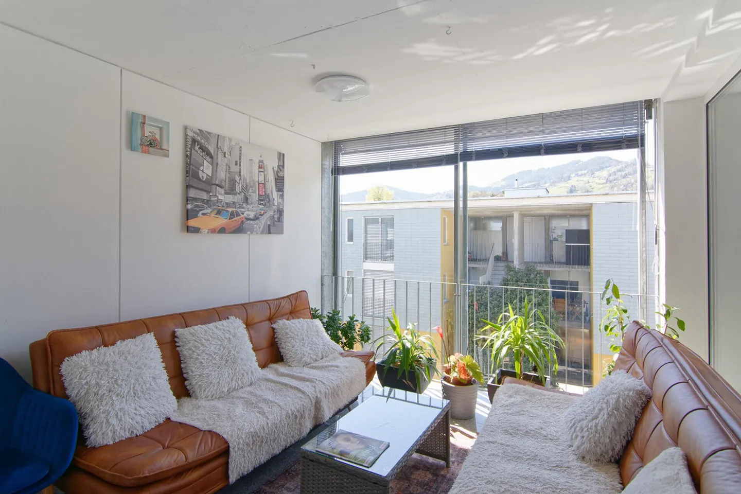 Modern 4.5-room apartment on the top floor - Photo 7 of 8