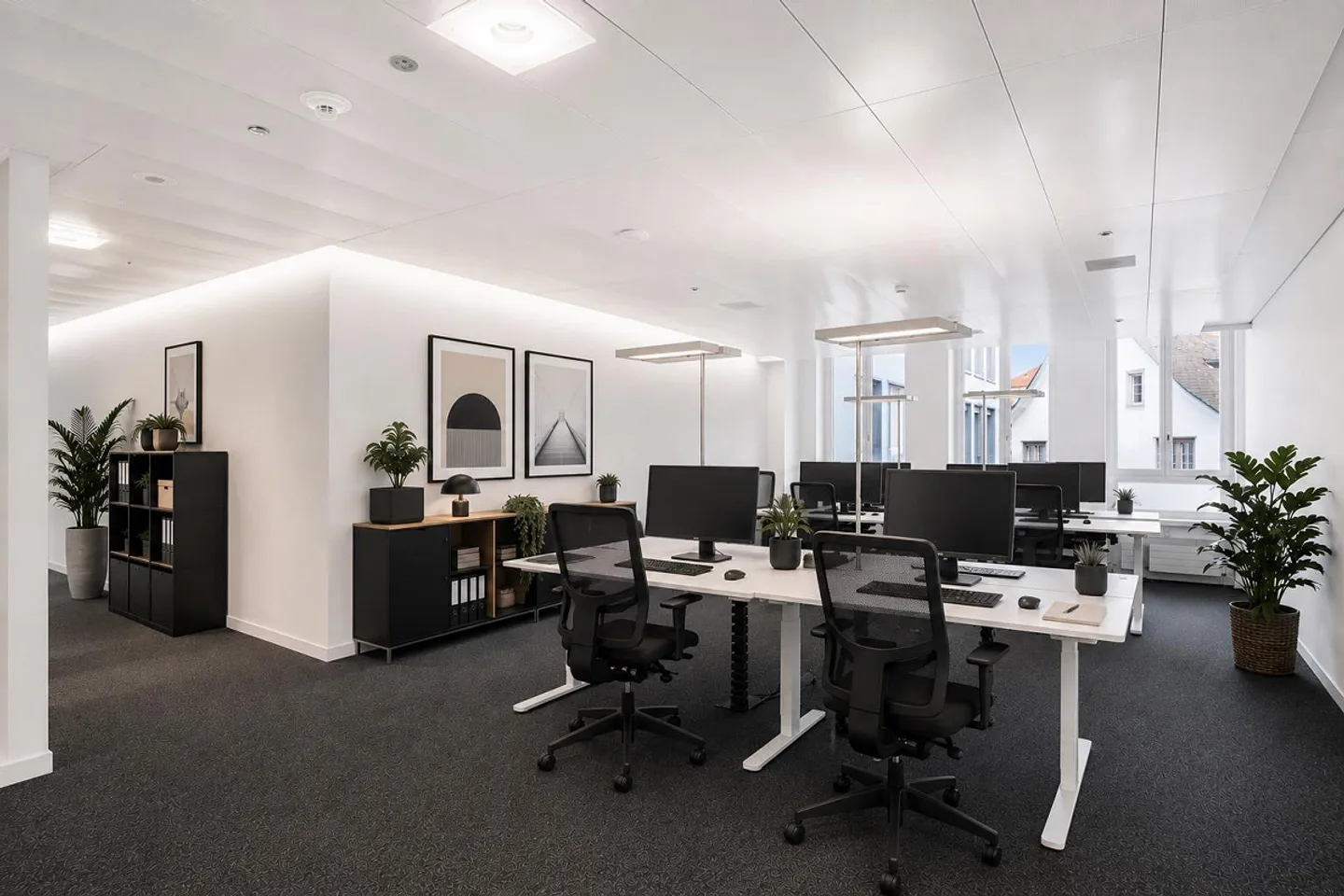 Plug & Play - Spazio ufficio incluso arredamento nel CBD - Foto 1 di 7