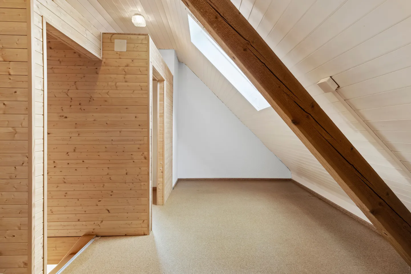 Votre nouveau rêve de maison : Maisonette avec ambiance de maison individuelle ! - Photo 5 sur 11