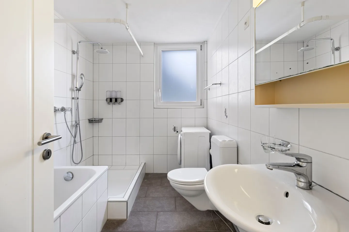 Votre nouveau rêve de maison : Maisonette avec ambiance de maison individuelle ! - Photo 10 sur 11