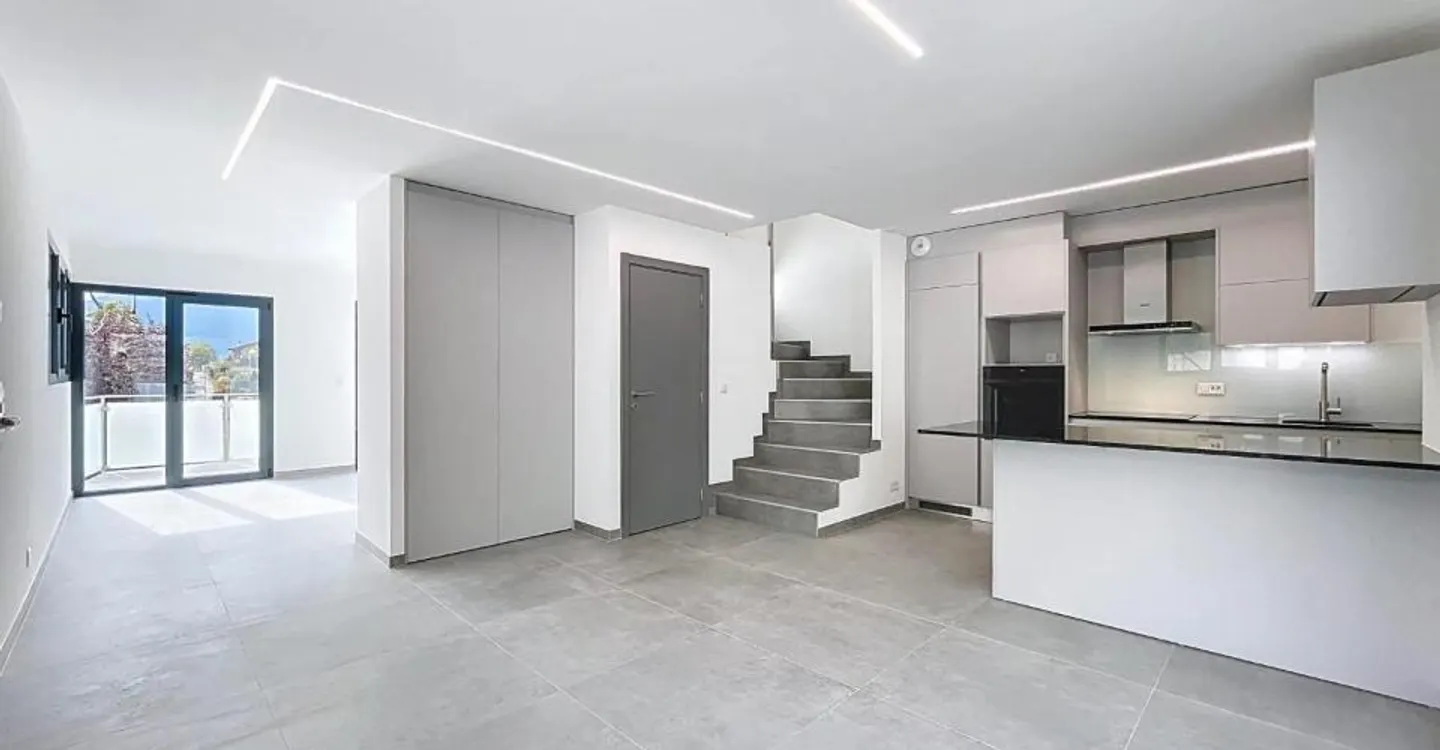 Maison contemporaine label Minergie - disponible de suite - Photo 1 sur 9