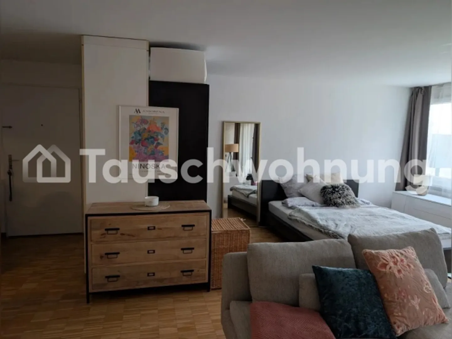 Apartment for rent - Photo 2 of 7