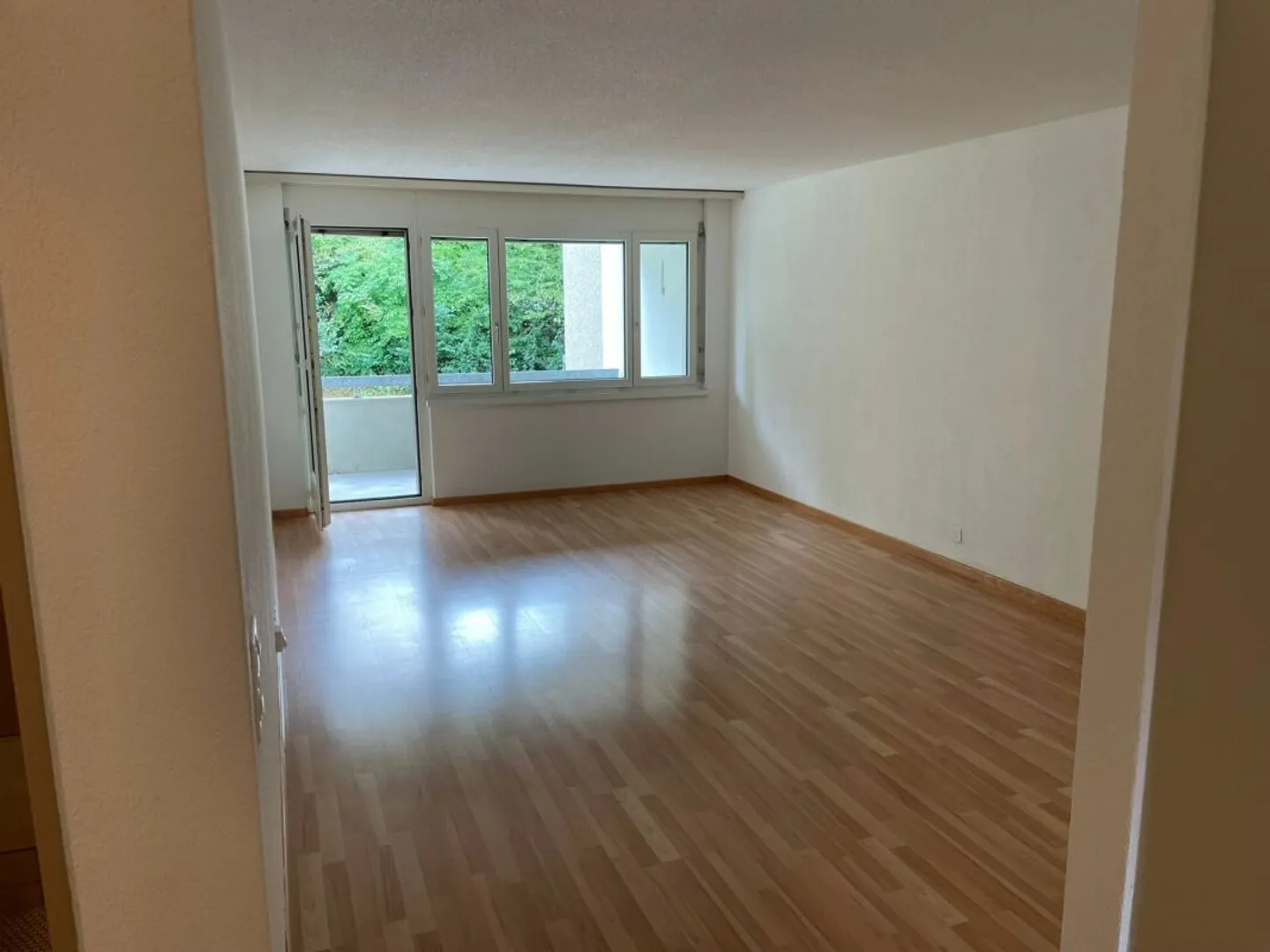 Cet appartement de 3 pièces ne laisse rien à désirer ! - Photo 2 sur 14
