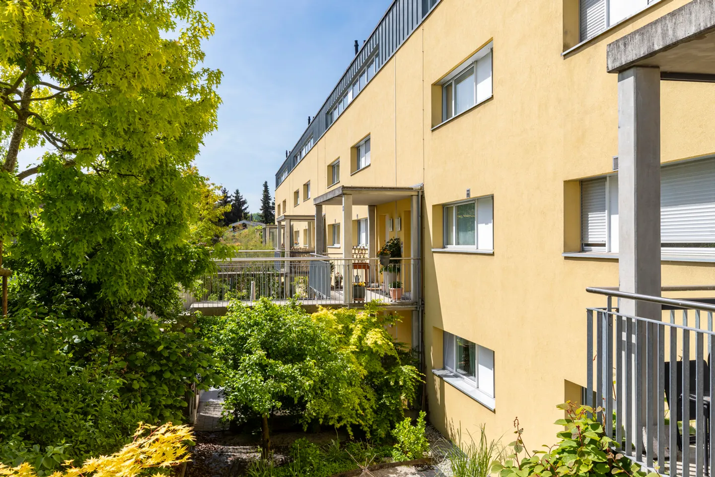 4.5 stanze con terrazza di 61 m2 nel centro di Friburgo - Foto 1 di 18