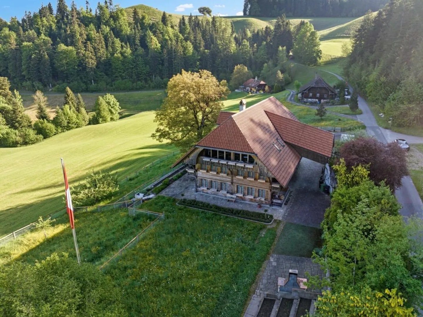 Nuova oasi di pace e potere su 7.420 m² - Foto 1 di 7