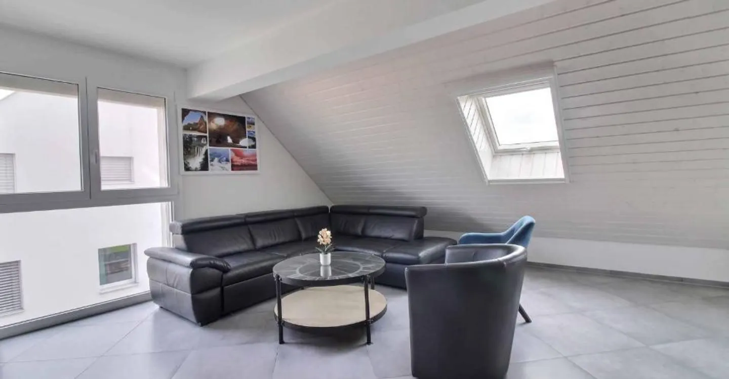 Magnifique duplex en bordure de zone agricole - Région Echallens - Photo 3 sur 7