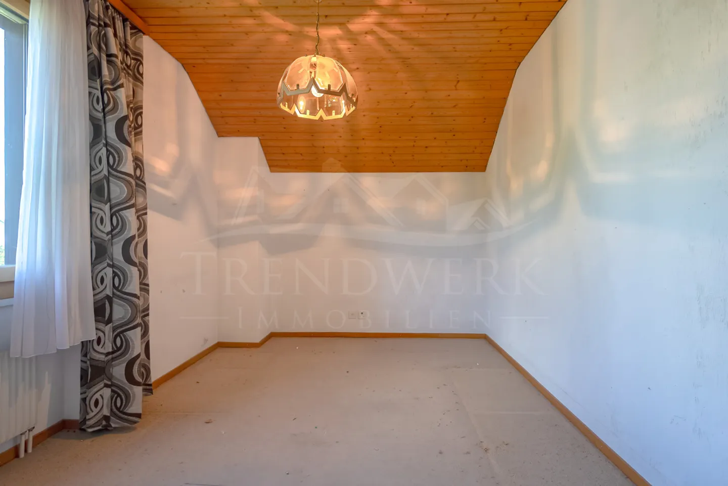 Casa bifamiliare di 4 camere con giardino soleggiato e garage a Worb - Foto 6 di 13