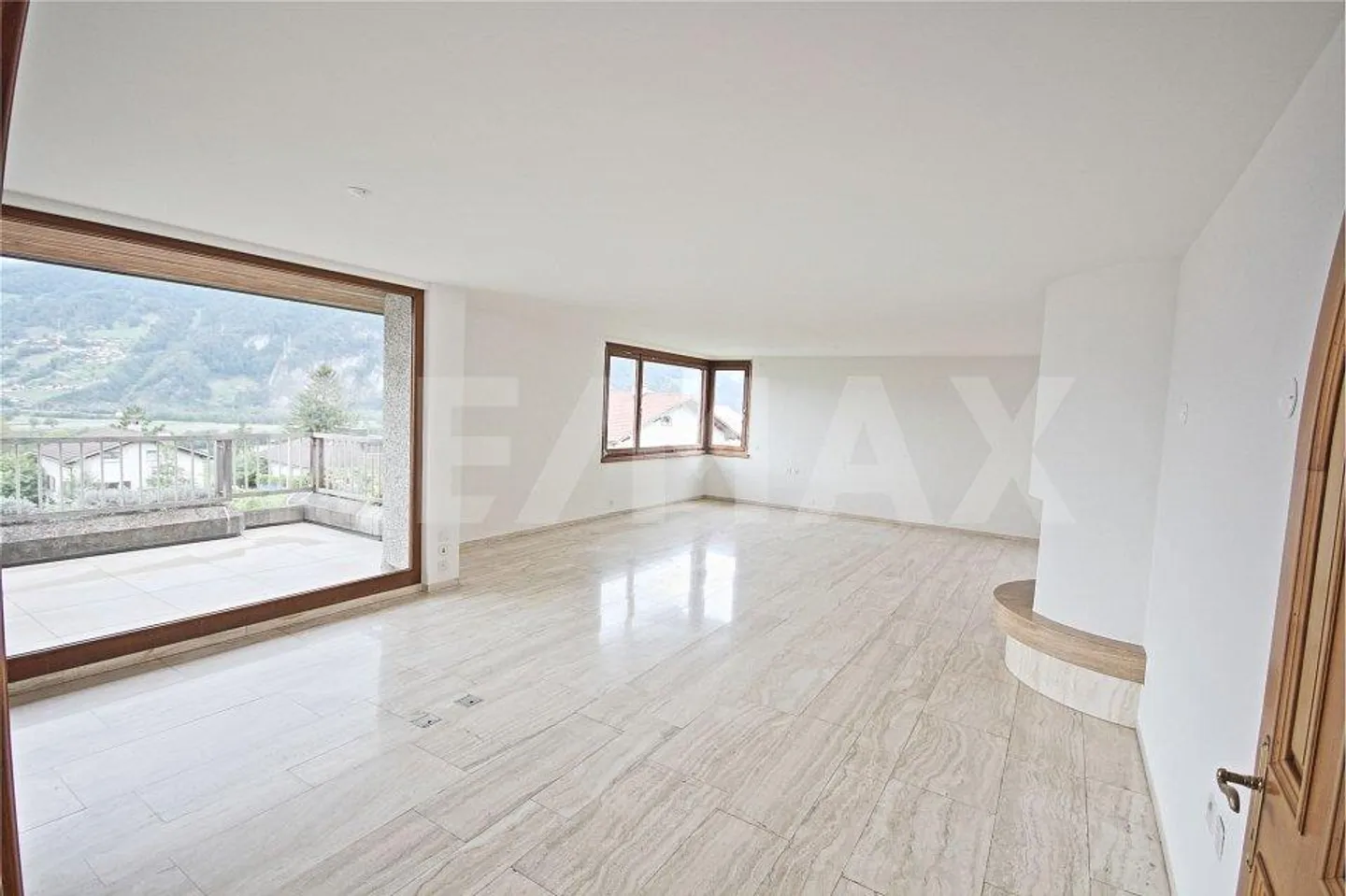 Living in the vineyards of Malans - Majestic single-family house for rent - Photo 9 of 13