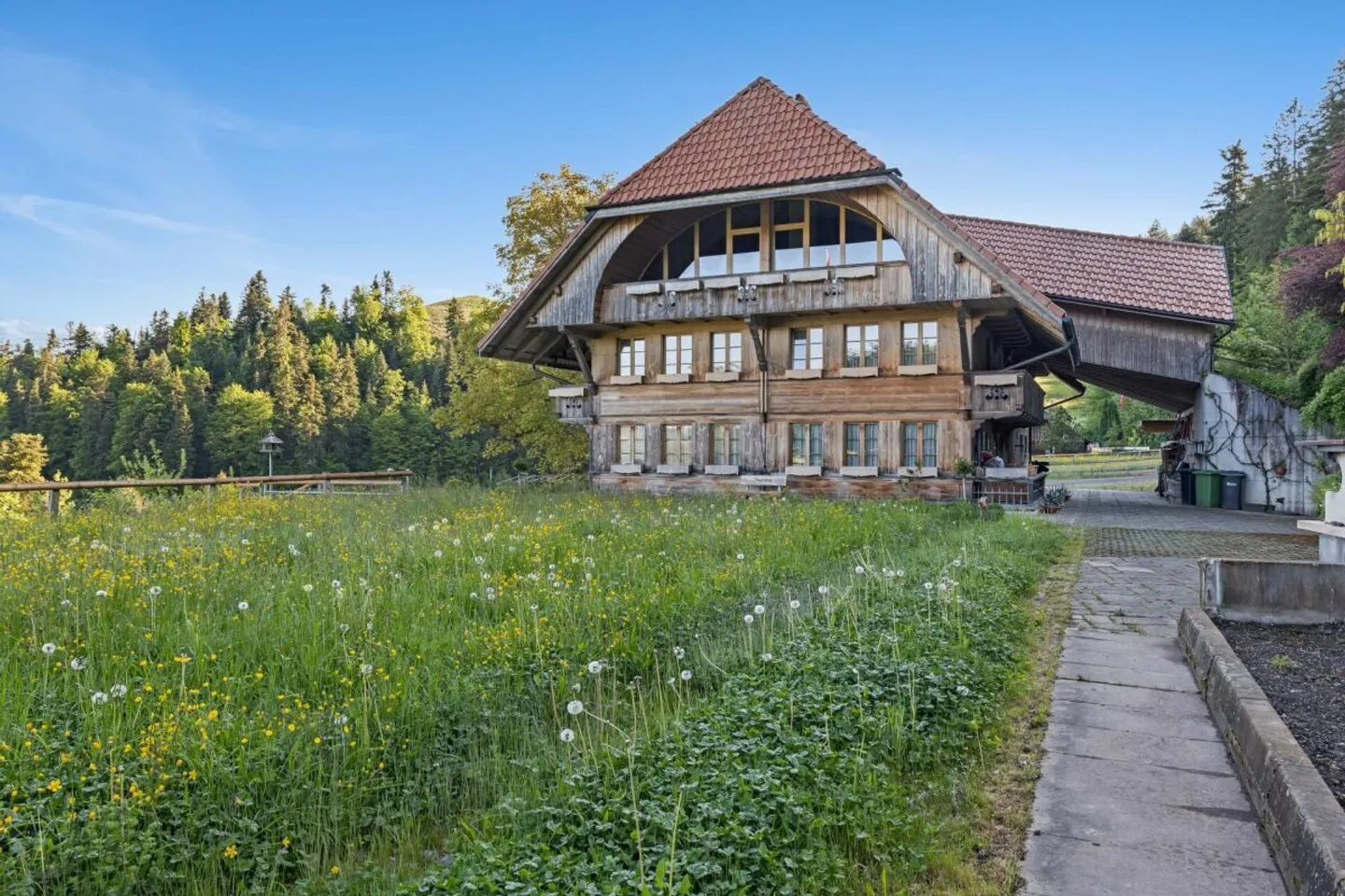 Nuova oasi di pace e potere su 7.420 m² - Foto 7 di 7