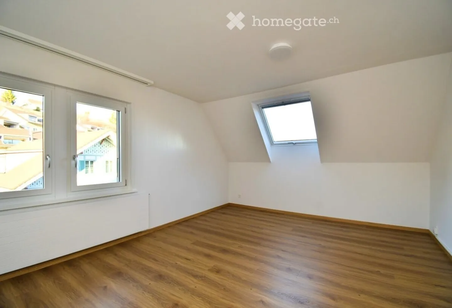 Appartement rénové et lumineux à louer. - Photo 2 sur 9