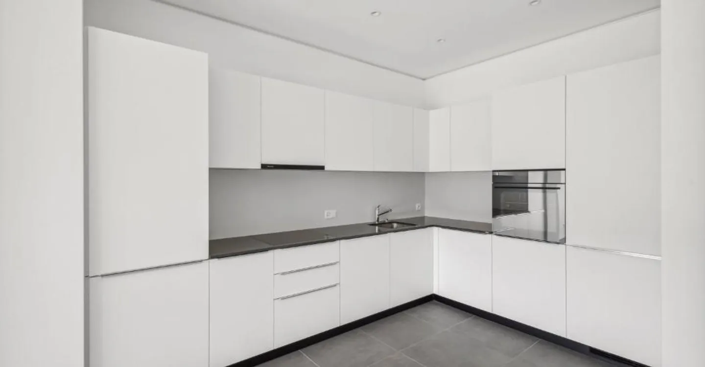 Modern and Comfortable 4.5 Room Apartment - Photo 5 of 10