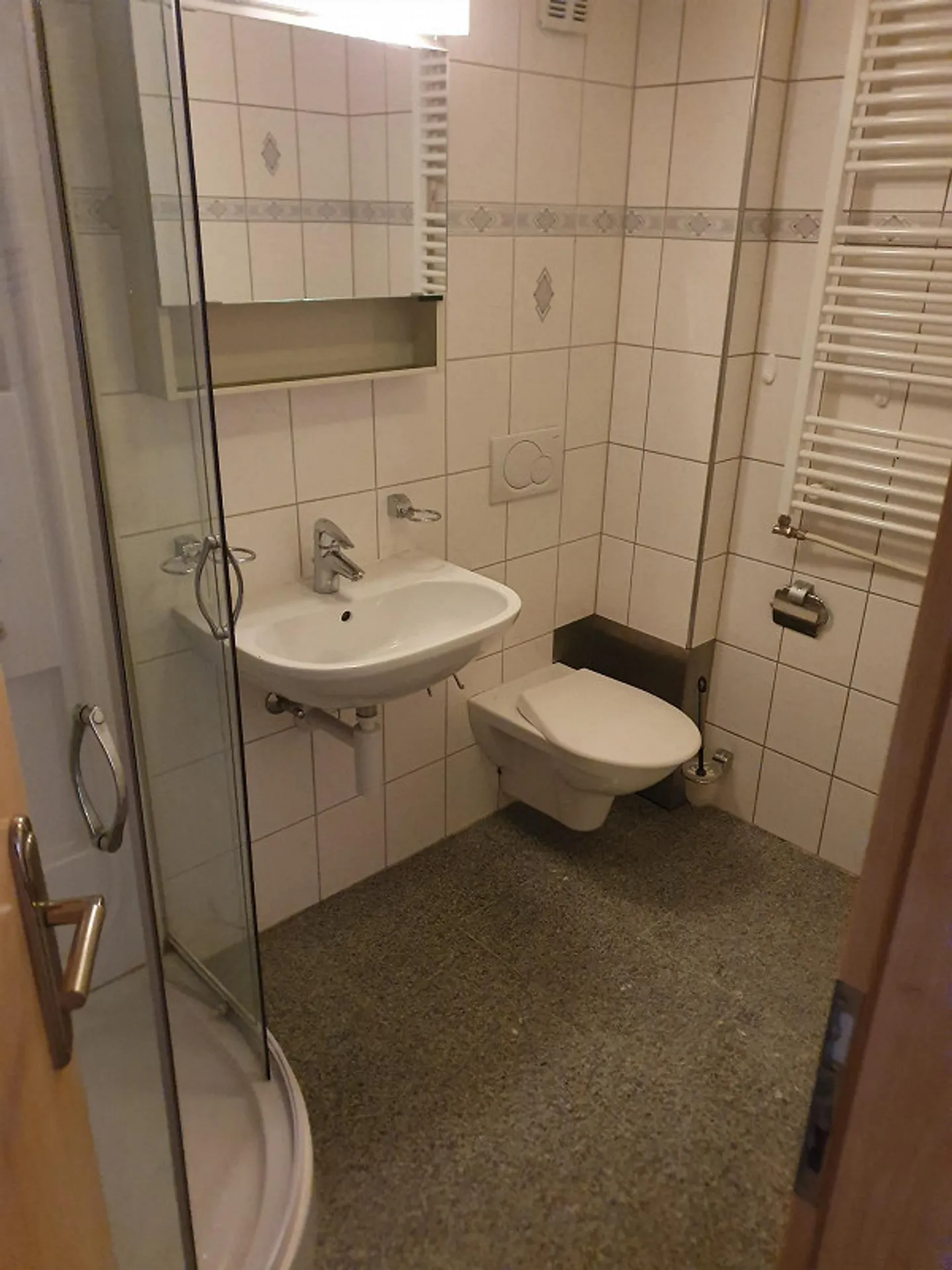 Furnished Studio with Garden Seating Area - Photo 3 of 5