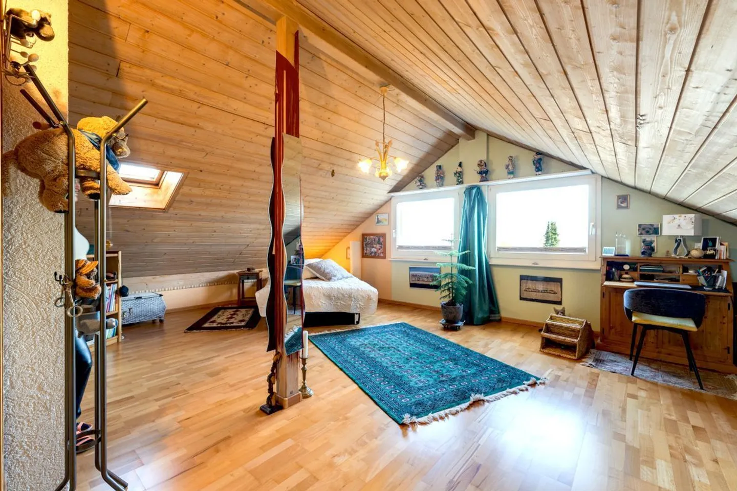 Charming Semi-Detached House - Photo 9 of 12