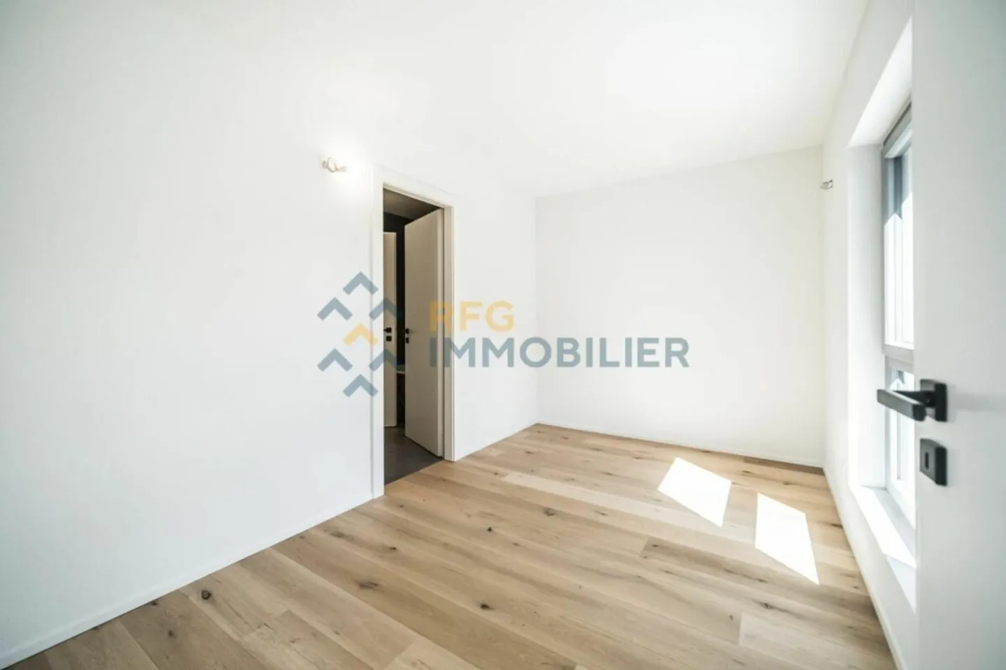 Maison Familiale Moderne - Photo 8 sur 11