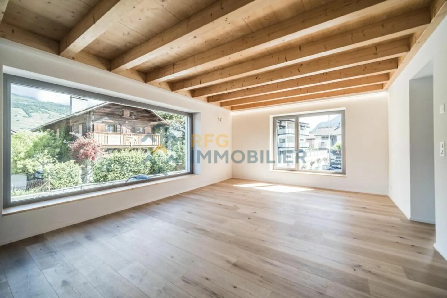 Maison moderne à Réchy - Photo 1 sur 15