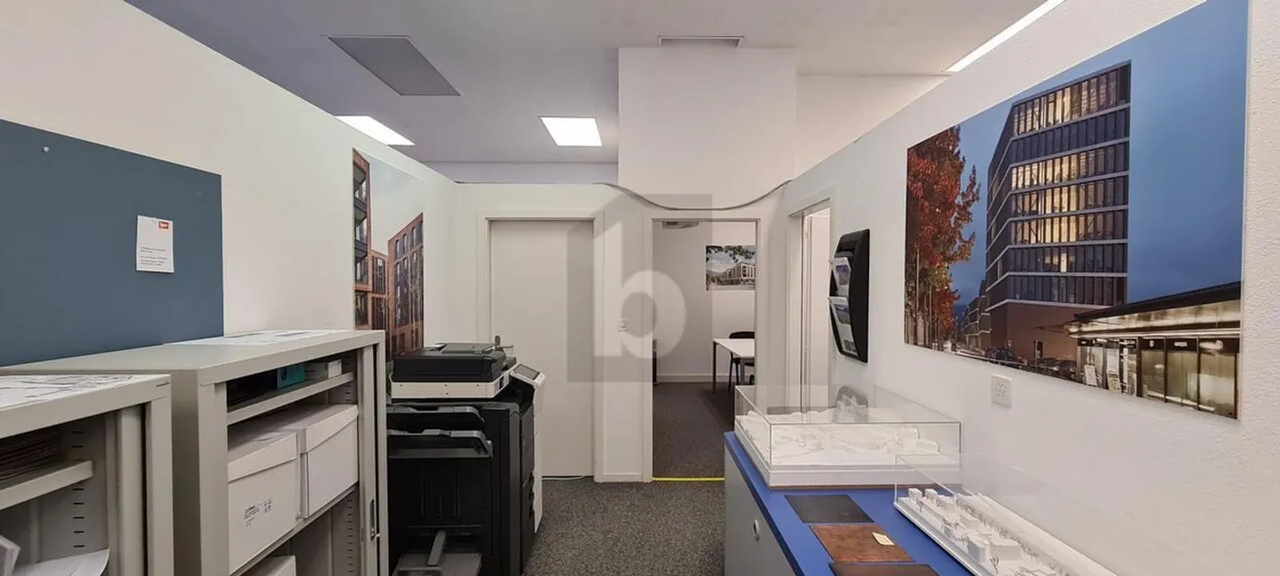 Espace de Bureau Spacieux à Delémont - Photo 2 sur 5