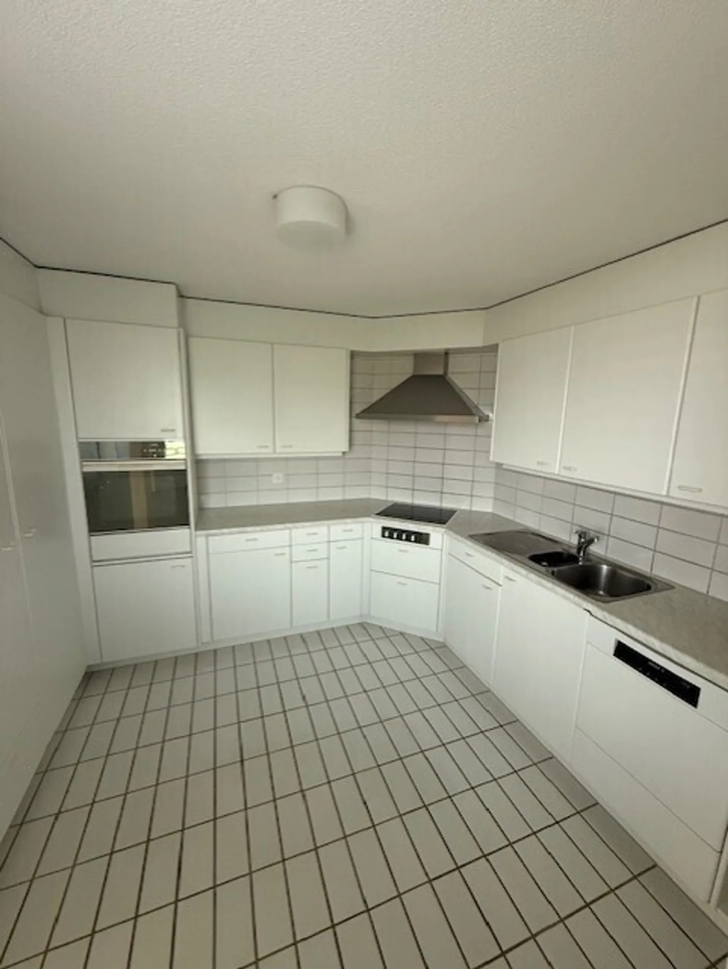 Vivere al Vogelsangweg - centrale, tranquillo e idealmente collegato! - Foto 2 di 10