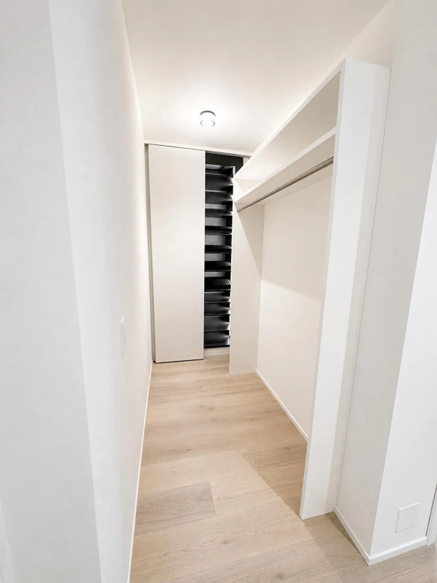Appartamento elegante a Zug in una posizione adatta alle famiglie - Foto 12 di 16