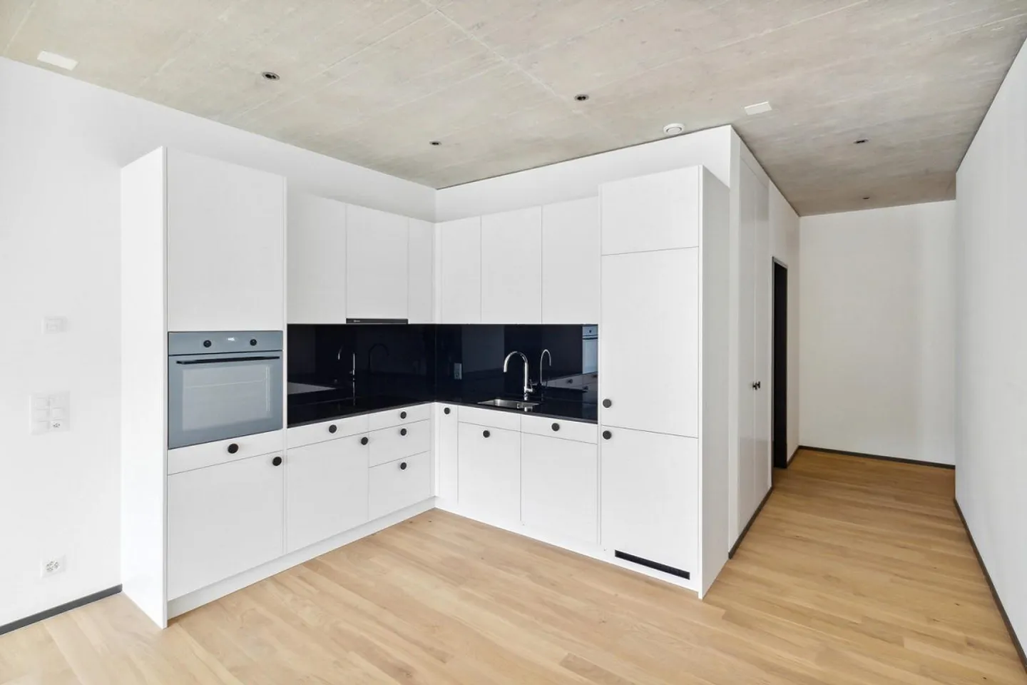 Appartement moderne de 2,5 pièces à Lokstadt - Photo 2 sur 9