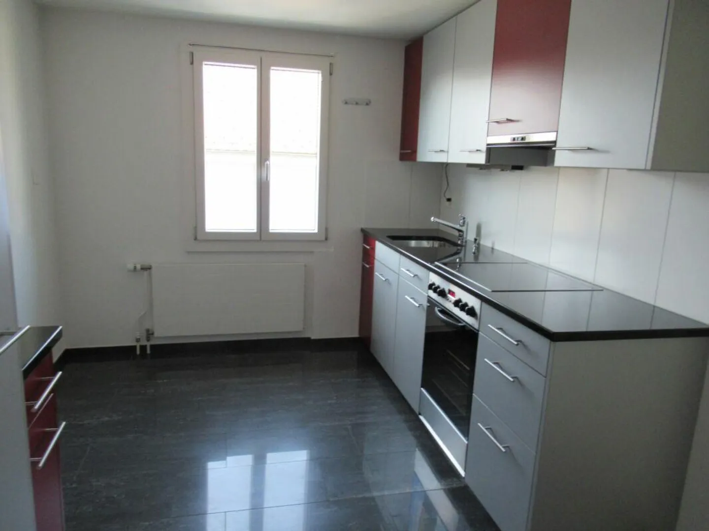 Charmante 3.5 Zimmerwohnung - Foto 2 von 8