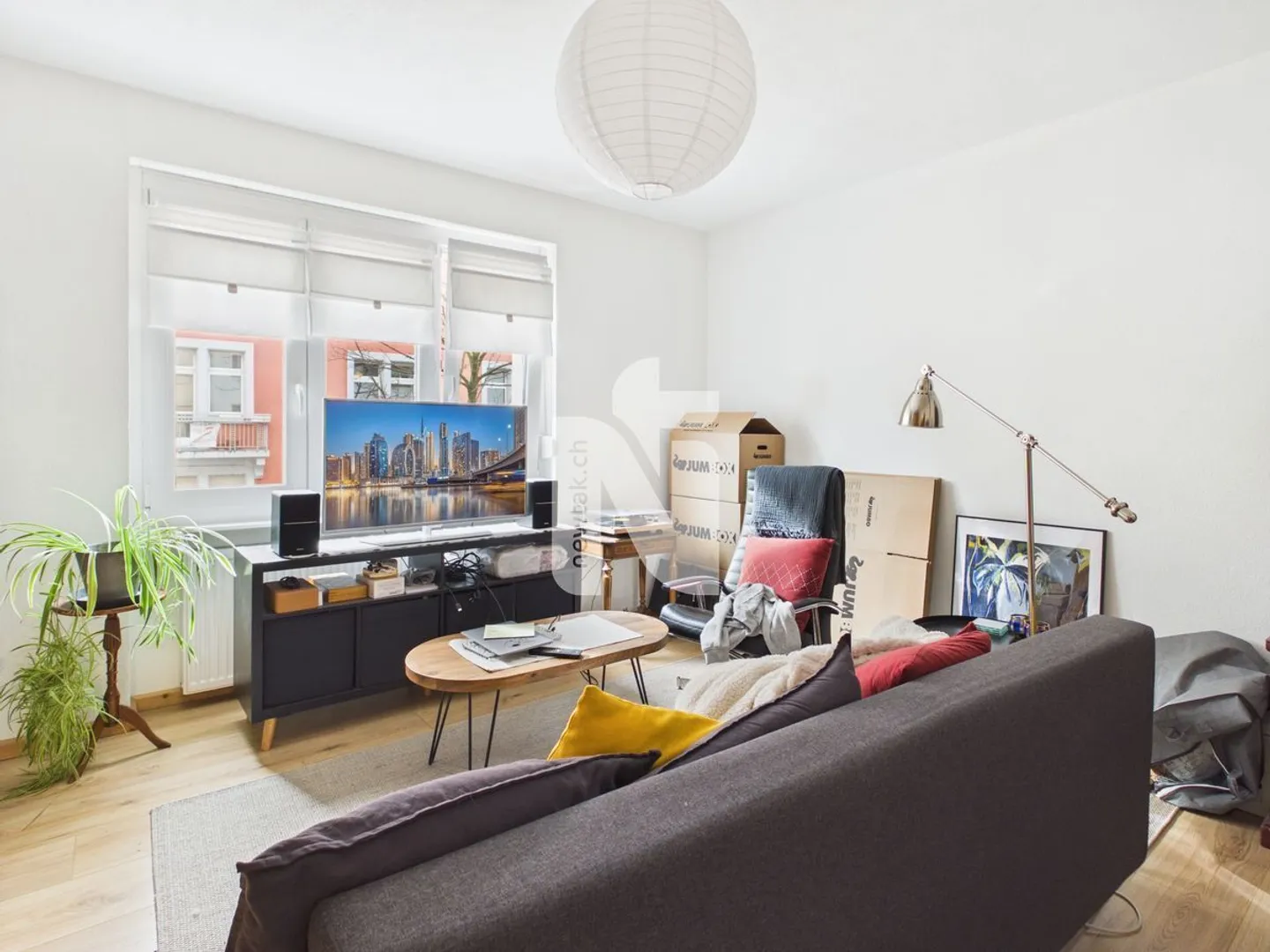 Appartamento luminoso 2.5 locali - Foto 3 di 9