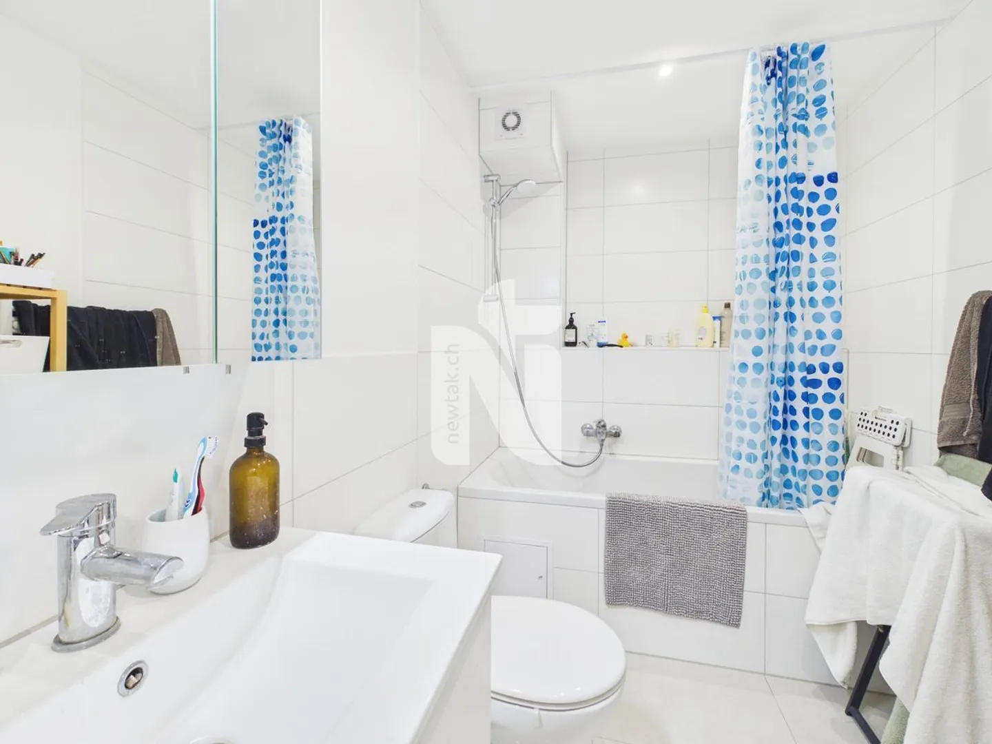 Appartamento luminoso 2.5 locali - Foto 6 di 9