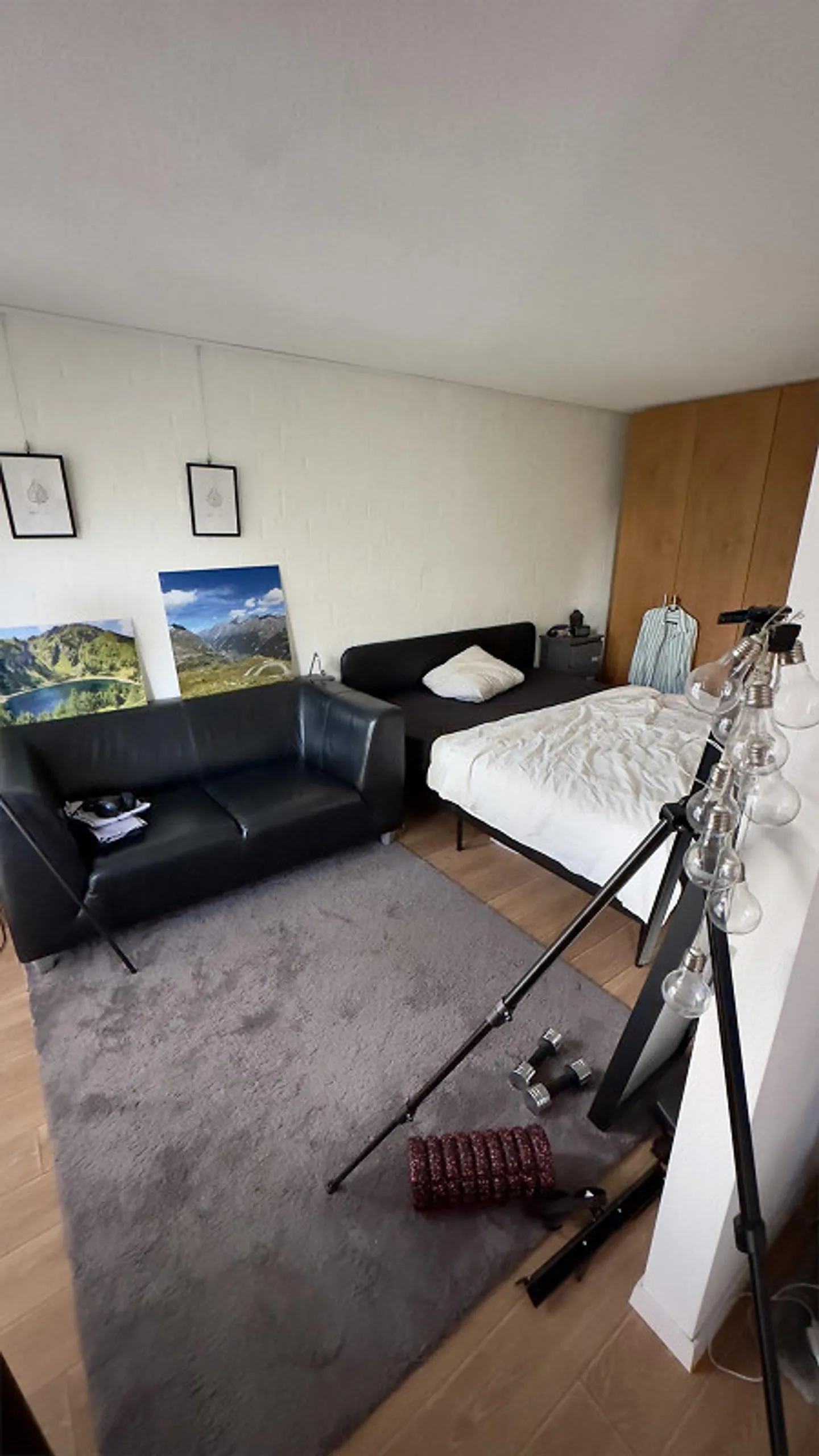 Beautiful apartment with balcony - Photo 8 of 10