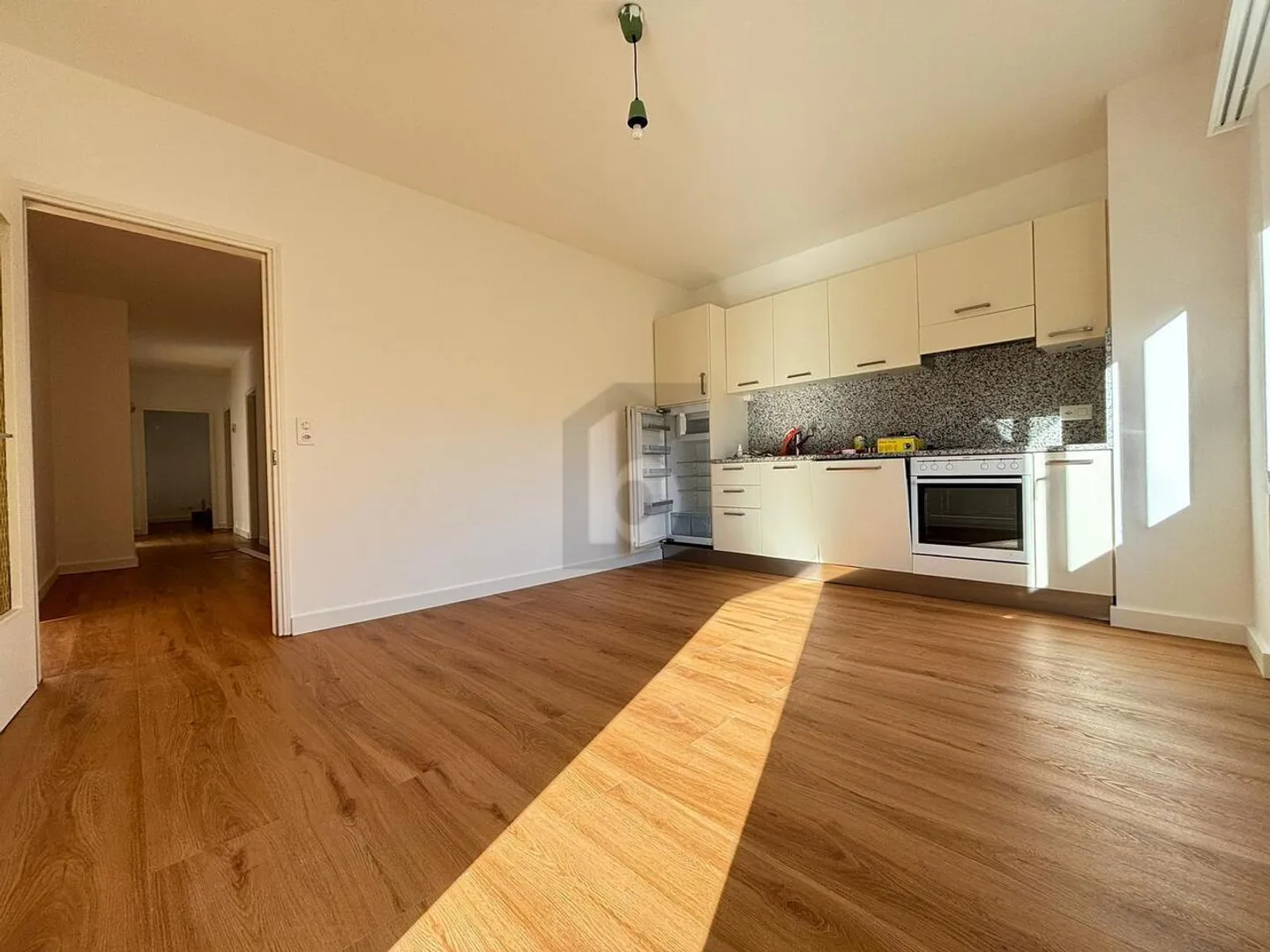 Tranquillo e soleggiato con vista libera - Foto 2 di 6