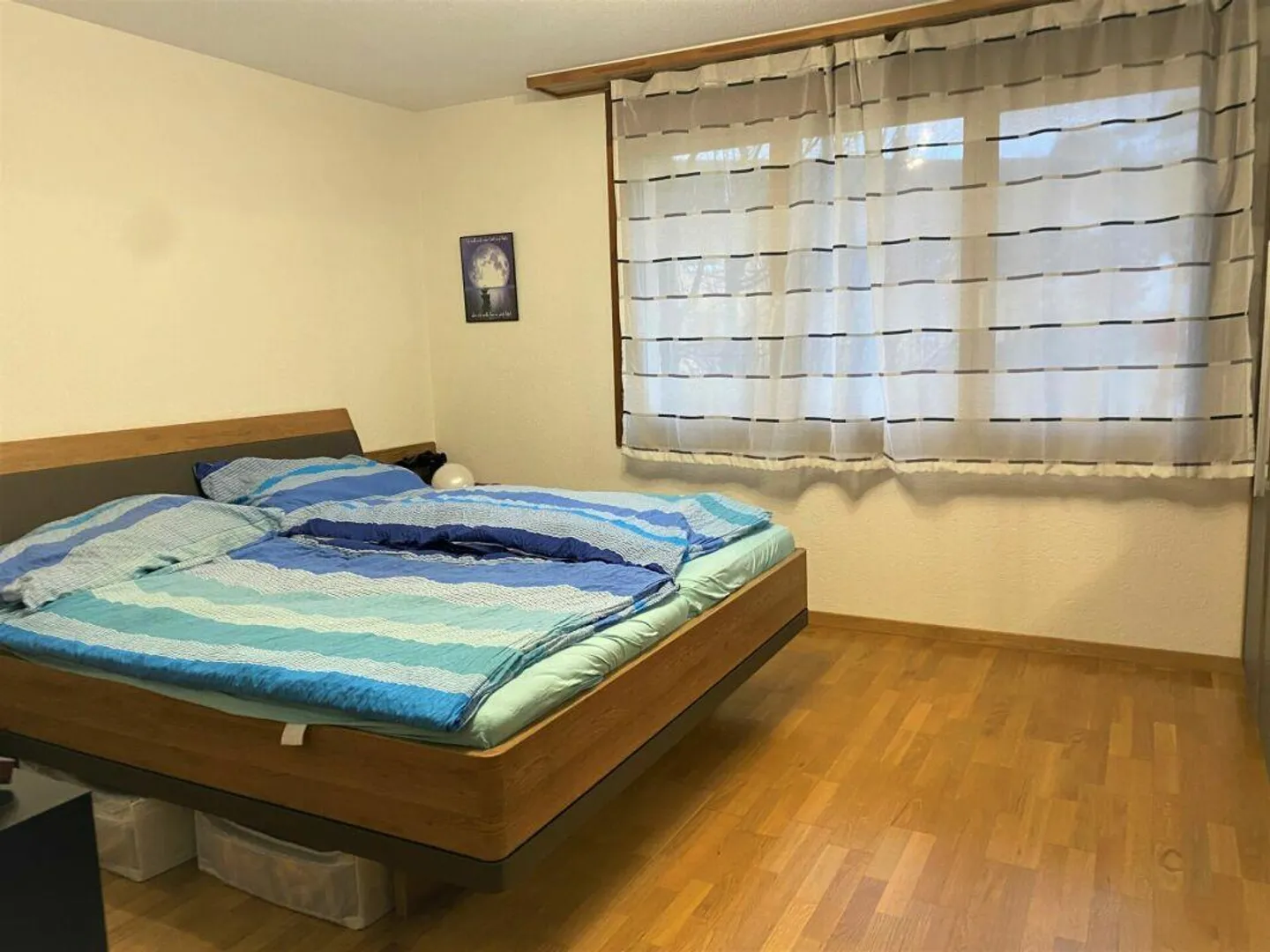 Well-maintained 4.5-room ground floor apartment with covered seating area - Photo 4 of 9