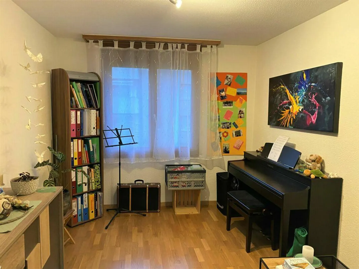 Well-maintained 4.5-room ground floor apartment with covered seating area - Photo 6 of 9