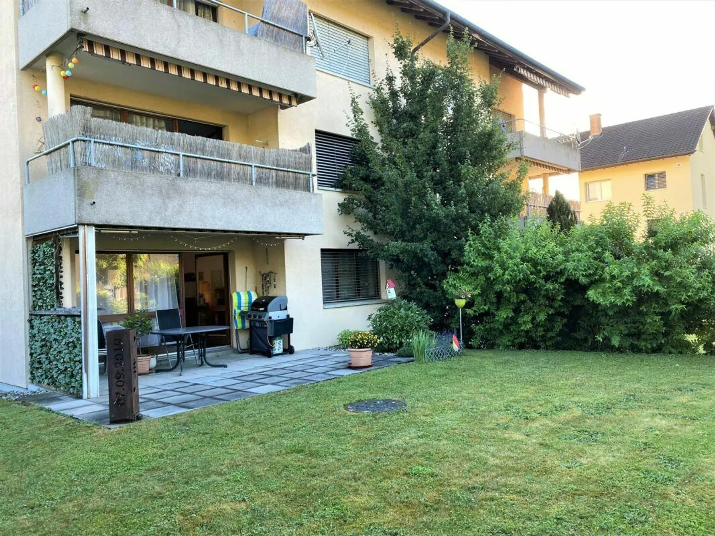 Well-maintained 4.5-room ground floor apartment with covered seating area - Photo 9 of 9