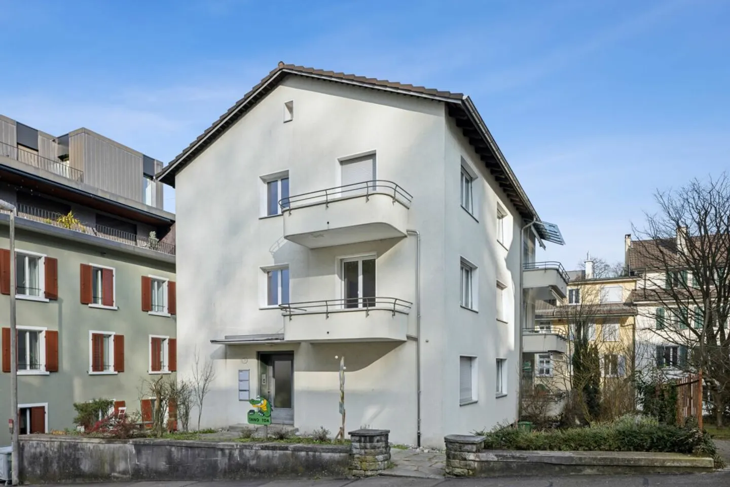 Casa trifamiliare nella migliore posizione di Lucerna - Foto 1 di 3