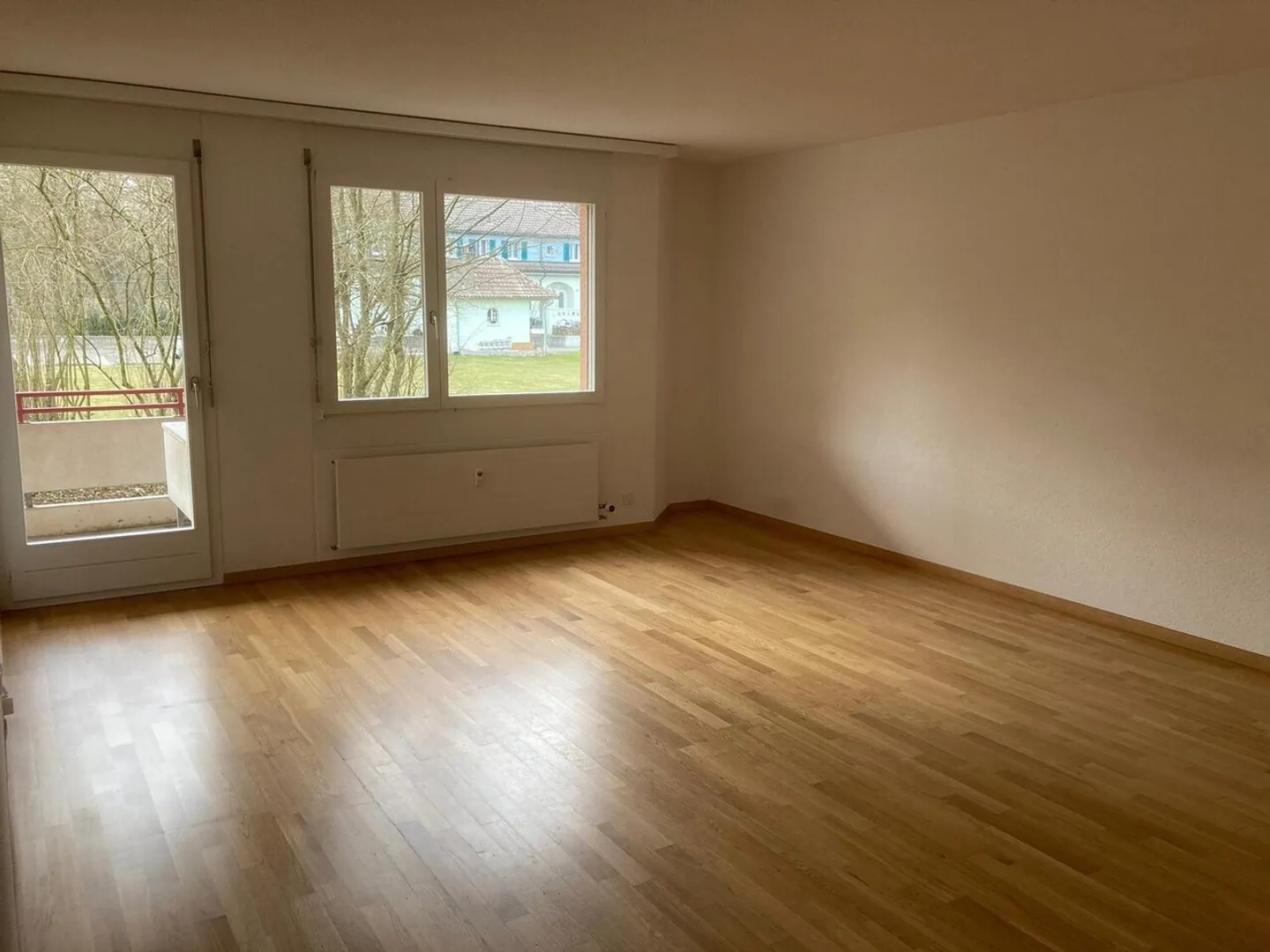Tolle 4.5-Zimmerwohng im Hochparterre für Familien mit Spielplatz - Foto 2 von 9