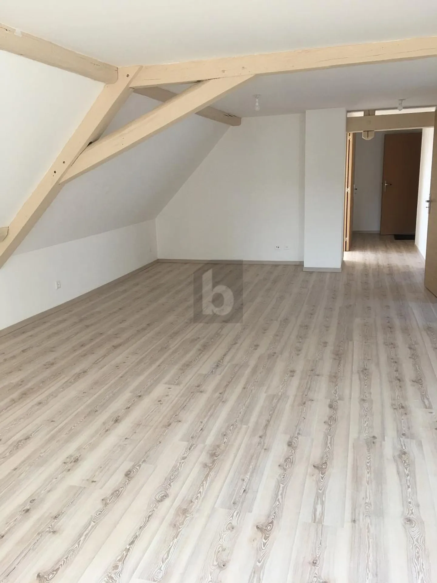 Renovierte Wohnung in Boncourt - Foto 2 von 6