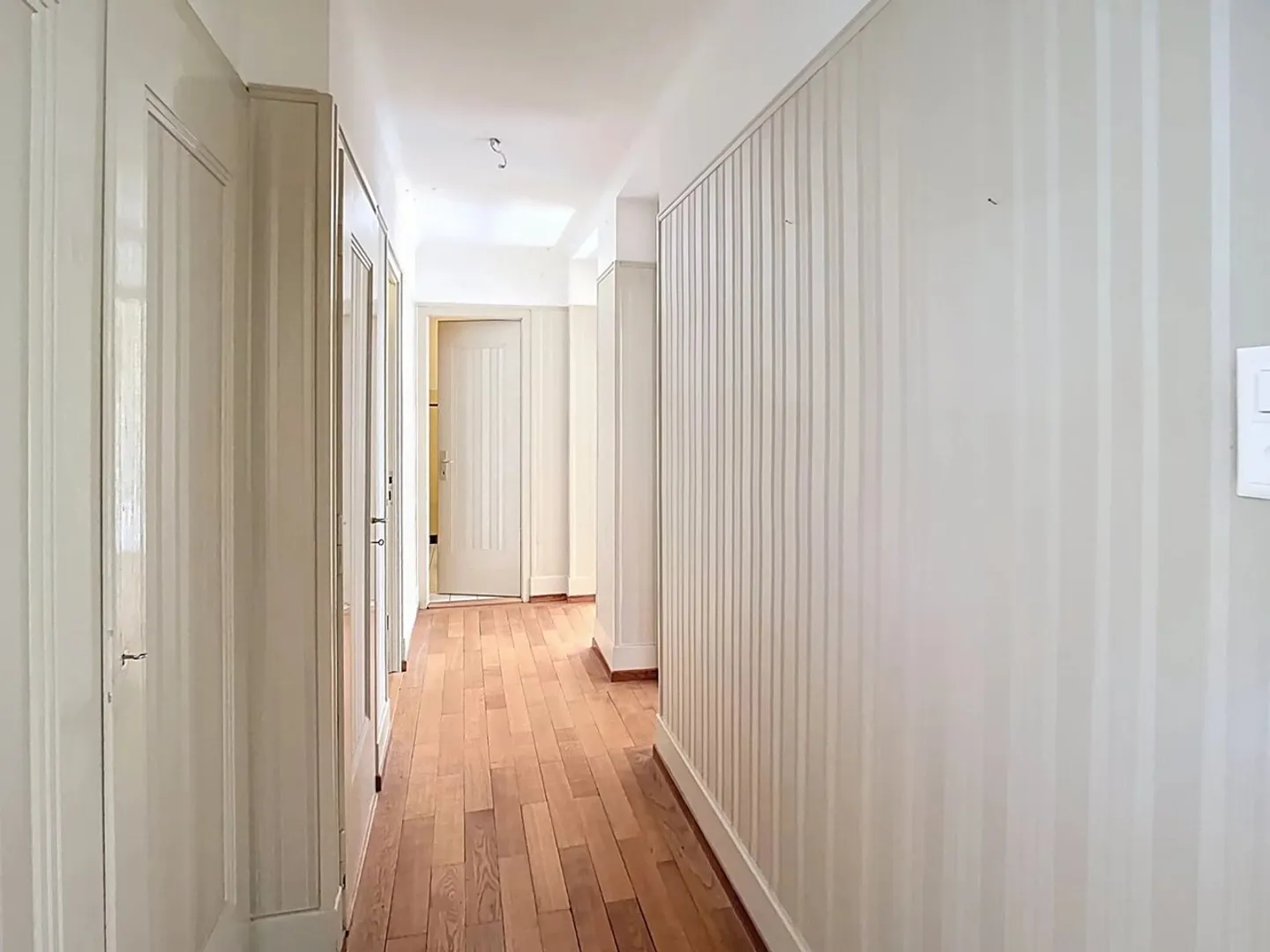 Appartement de 4,5 pièces au coeur de Lausanne - Photo 8 sur 12