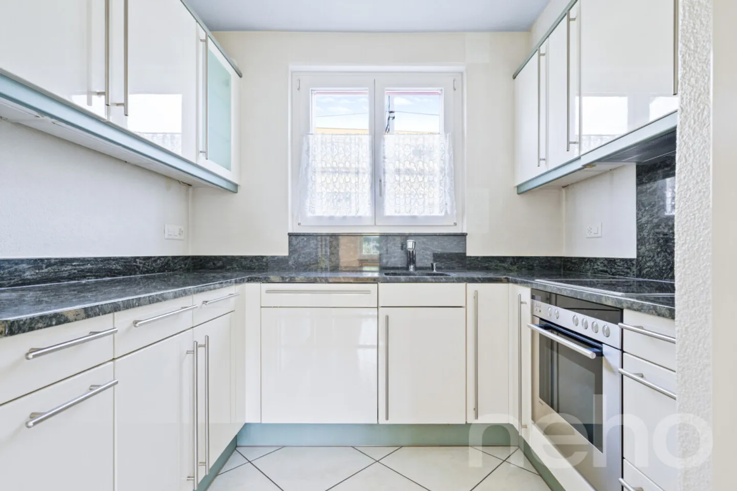 Charmantes Freistehendes Haus in Ittigen - Foto 4 von 12