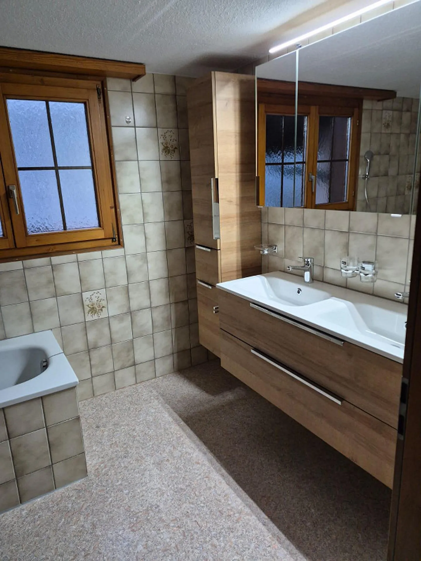 Freshly renovated 5.5 room apartment - Photo 9 of 9