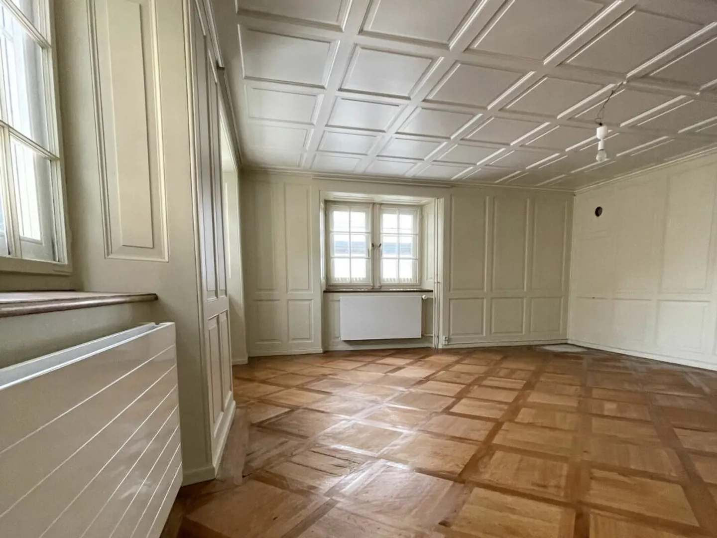 Mehrfamilienhaus in der Altstadt von Glarus - Foto 10 von 14