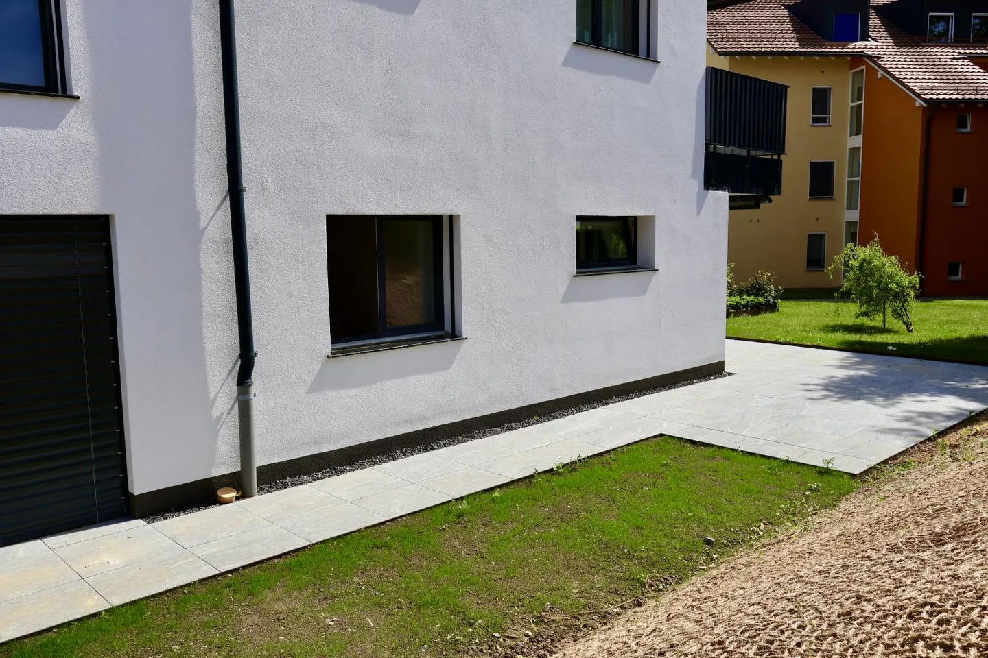 Appartement moderne avec jardin - Photo 13 sur 16