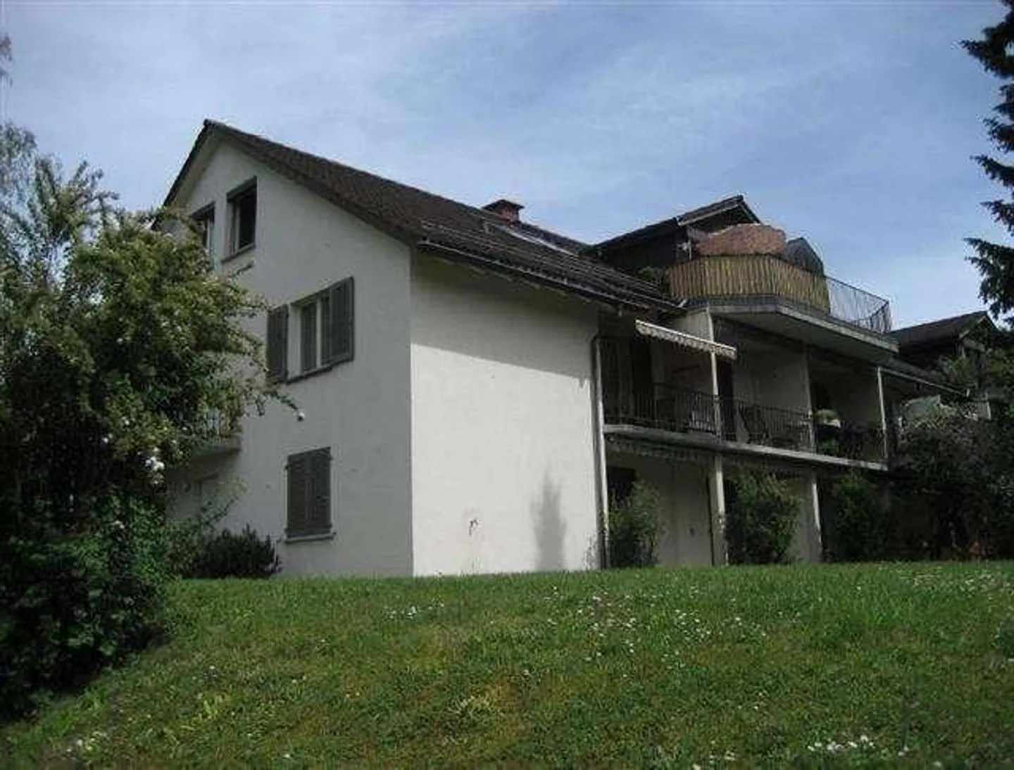 Looking for an outdoor parking space? - Photo 1 of 1