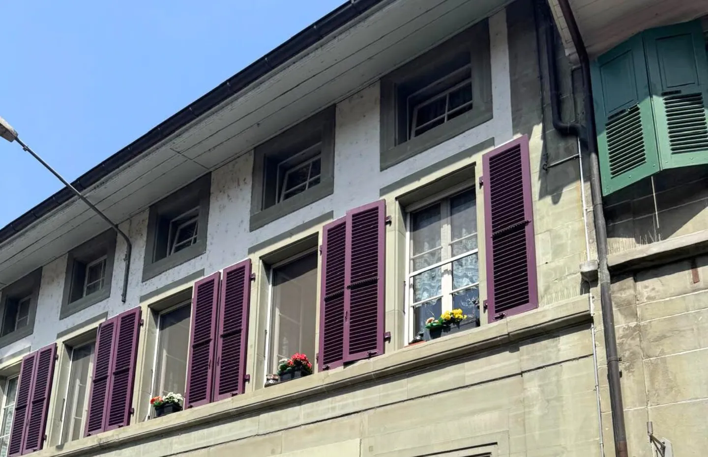 Apartment in the center of Moudon with 2.5 rooms and guaranteed yield - Photo 2 of 11