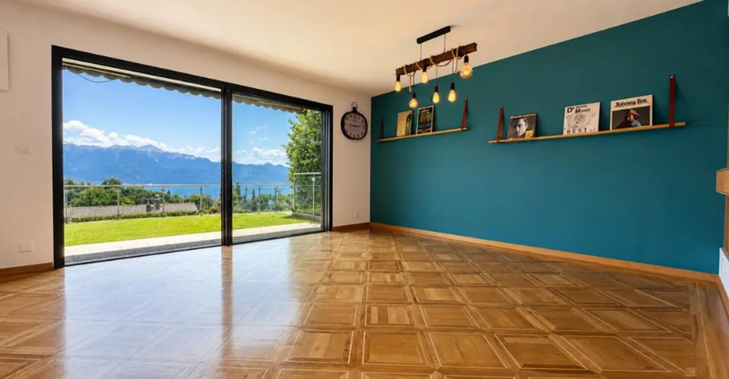 LUTRY – INDIVIDUAL VILLA WITH UNOBSTRUCTED VIEW - Photo 1 of 13