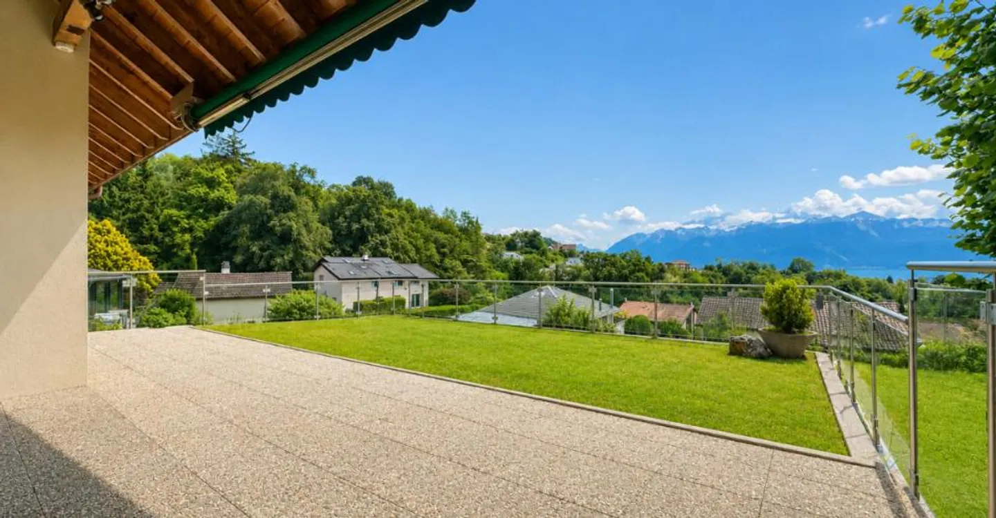 LUTRY – INDIVIDUAL VILLA WITH UNOBSTRUCTED VIEW - Photo 5 of 13