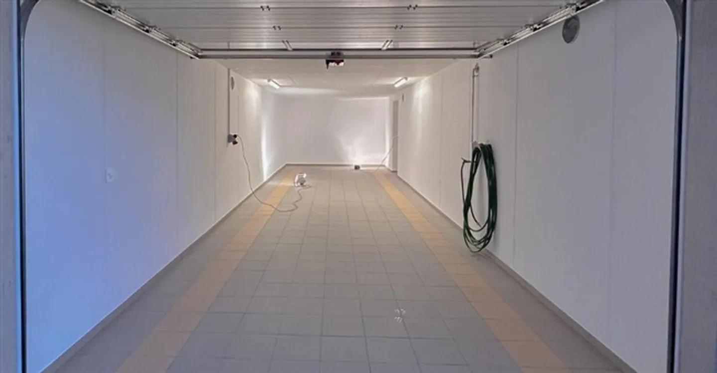 Dépôt spacieux avec appartement - Photo 4 sur 13