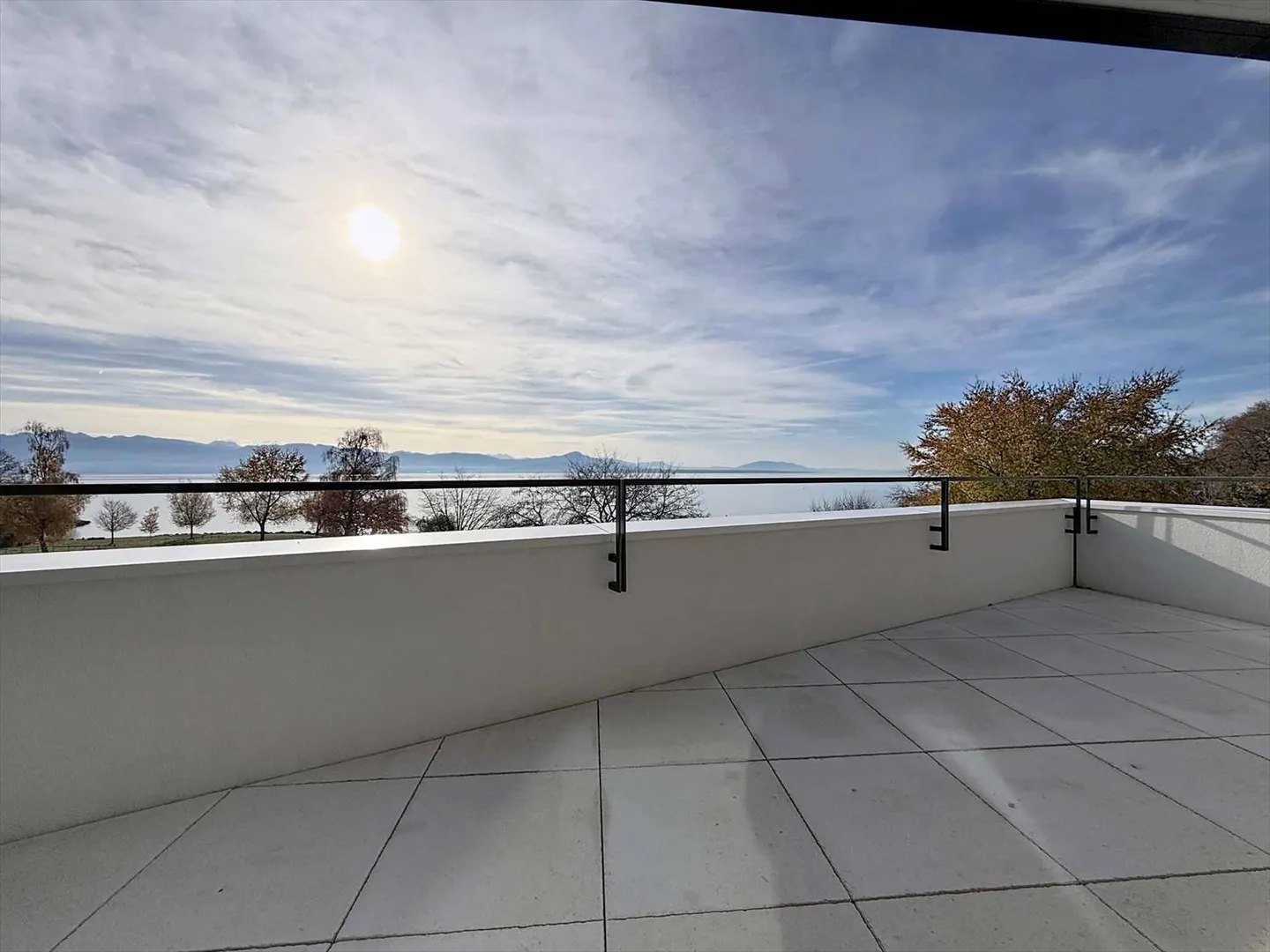 Wunderschönes Attikapartment mit Terrassen - Foto 7 von 12