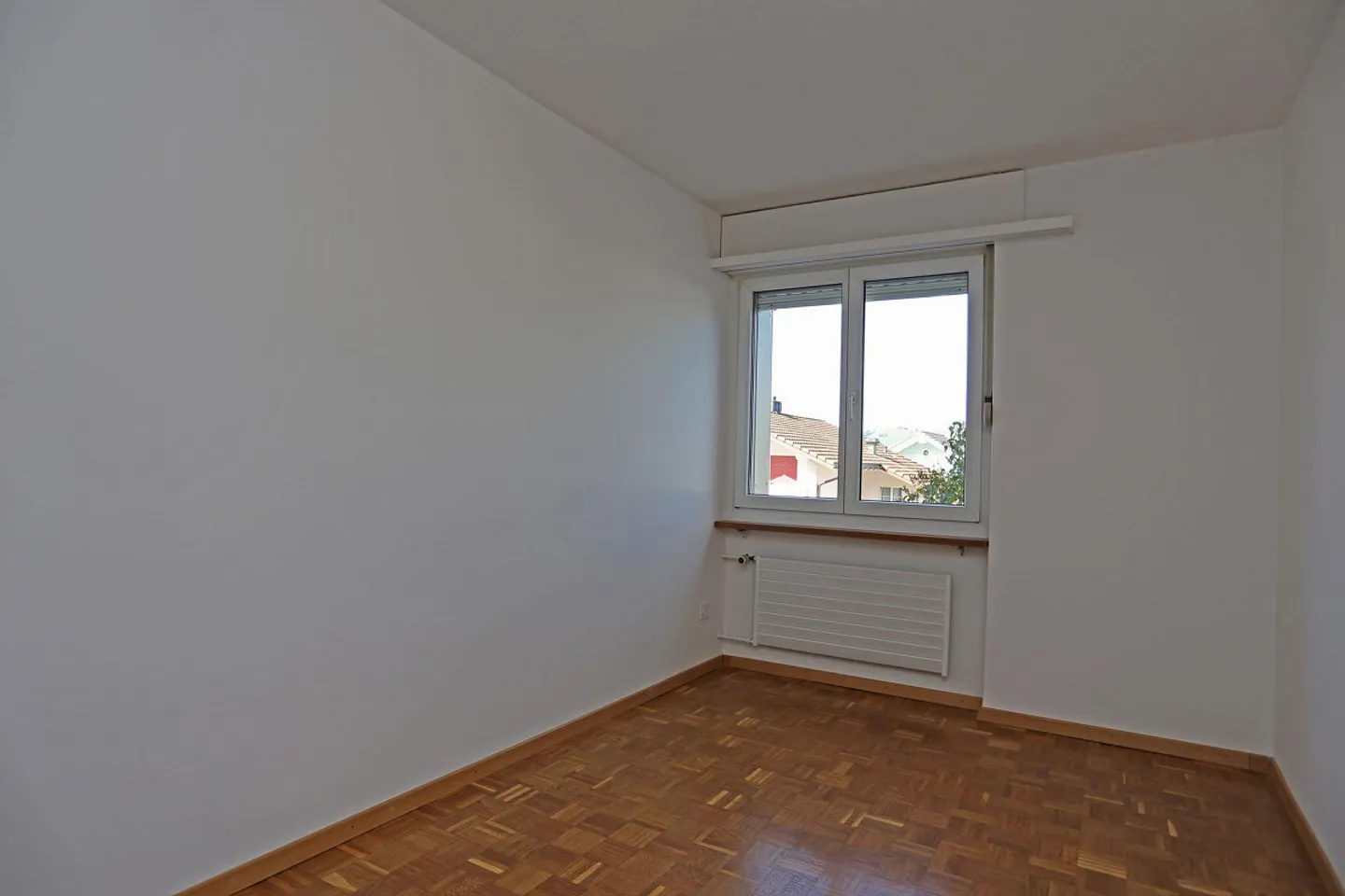 Spacious 3.5-room apartment on the ground floor - Photo 4 of 8