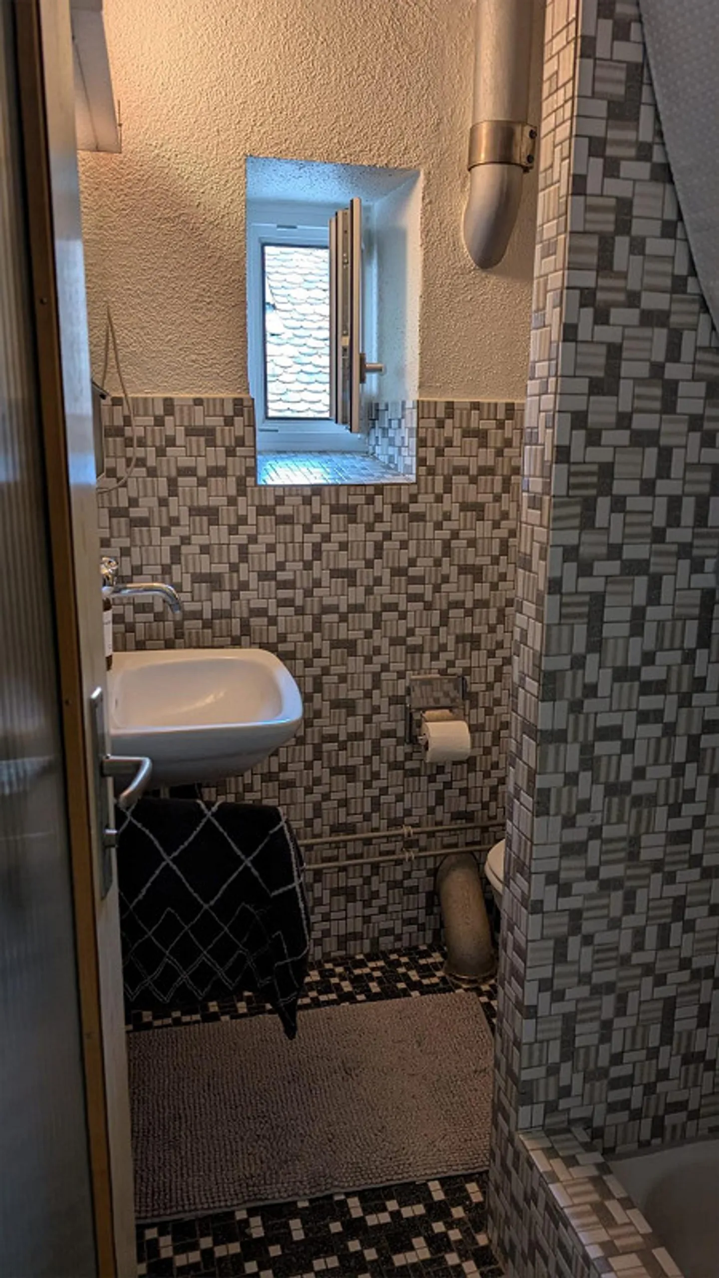 Charmante appartement de 2 pièces avec vue sur le Rhin - Photo 6 sur 7