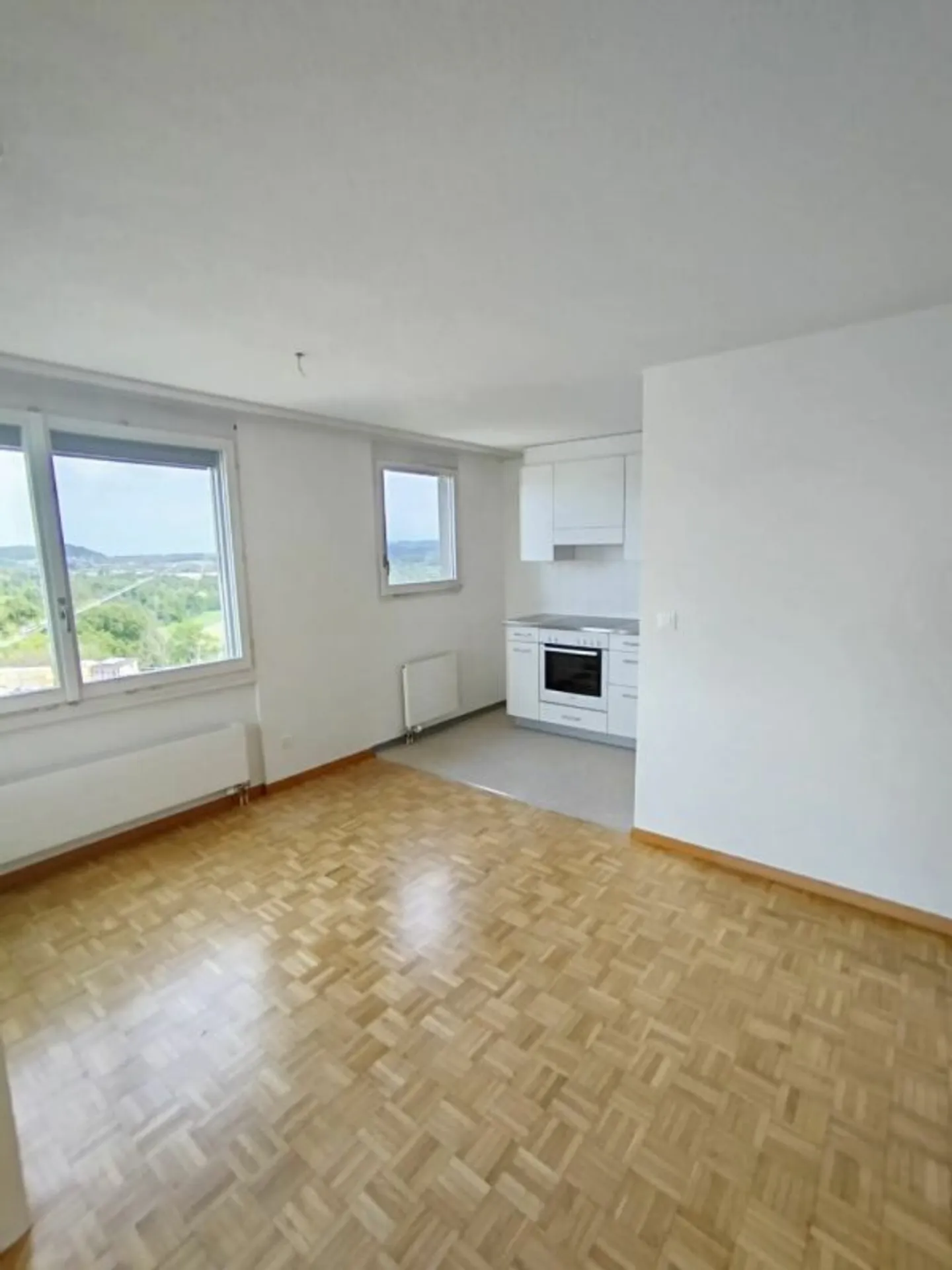 Charming Apartment in Prime Location - Photo 2 of 10