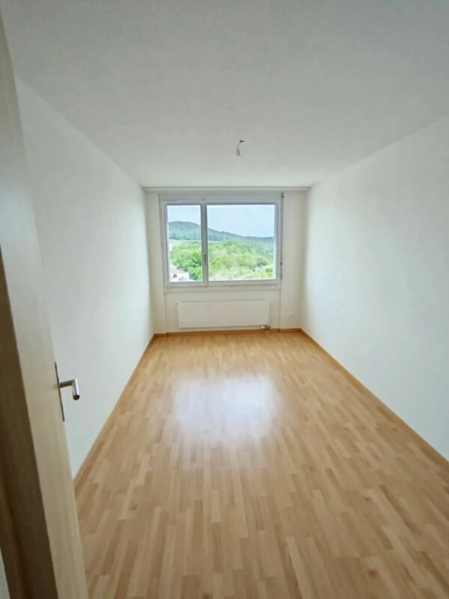 Charming Apartment in Prime Location - Photo 9 of 10