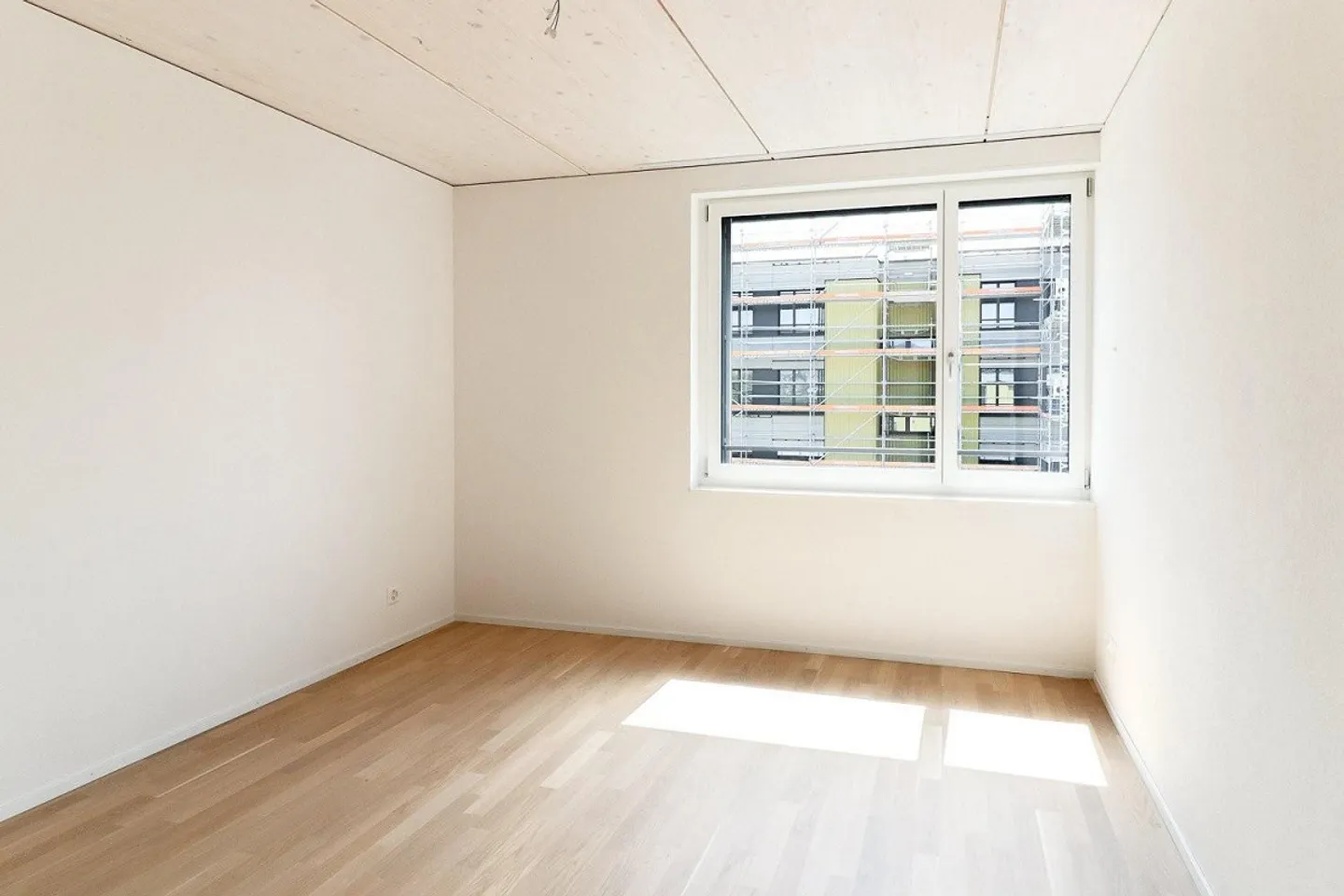 Attractive 3.5 room apartment on the 2nd floor - Photo 5 of 9